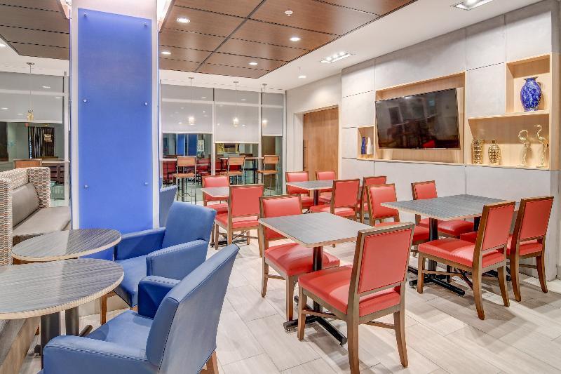 Holiday Inn Express - Fort Walton Beach Central By Ihg Exterior foto